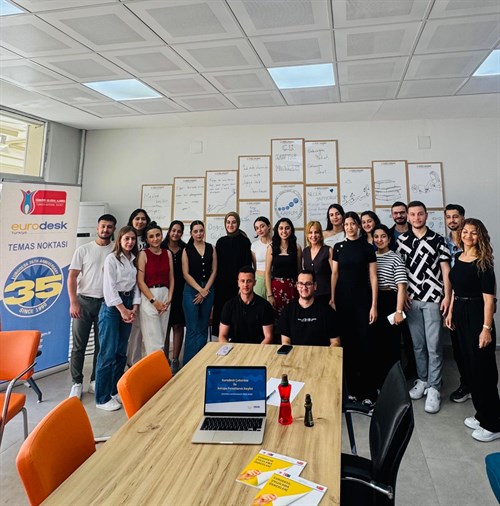 Eurodesk Çukurova ile Avrupa Fırsatlarını Keşfet!